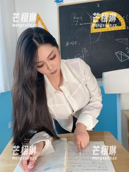 微密圈 - 无圣光120斤的小王同学的荆棘之兴：图包里藏着你不知道的秘密……