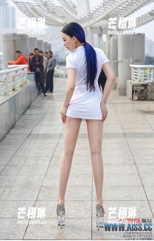 AISS爱丝(黄金版) - 当亚美依遇上短裙：点亮你生活的图片合集！
