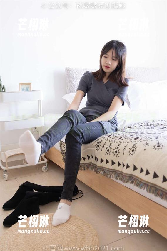 BoBoSocks袜啵啵 - 薄灰丝花絮版：芝士的秀色可餐合集，谁能抵挡？