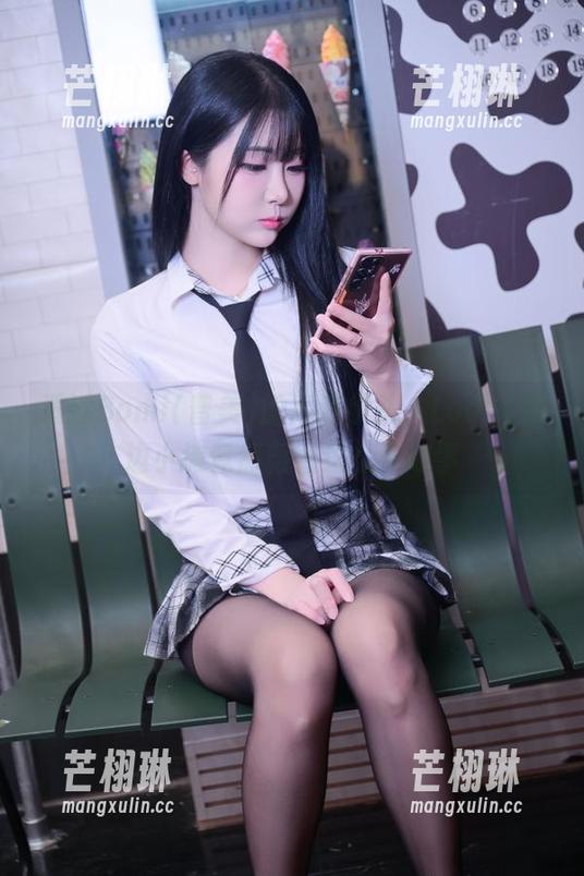 透过Bomi(普美)的高清镜头，Loozy街边小摊竟然藏着这么多故事