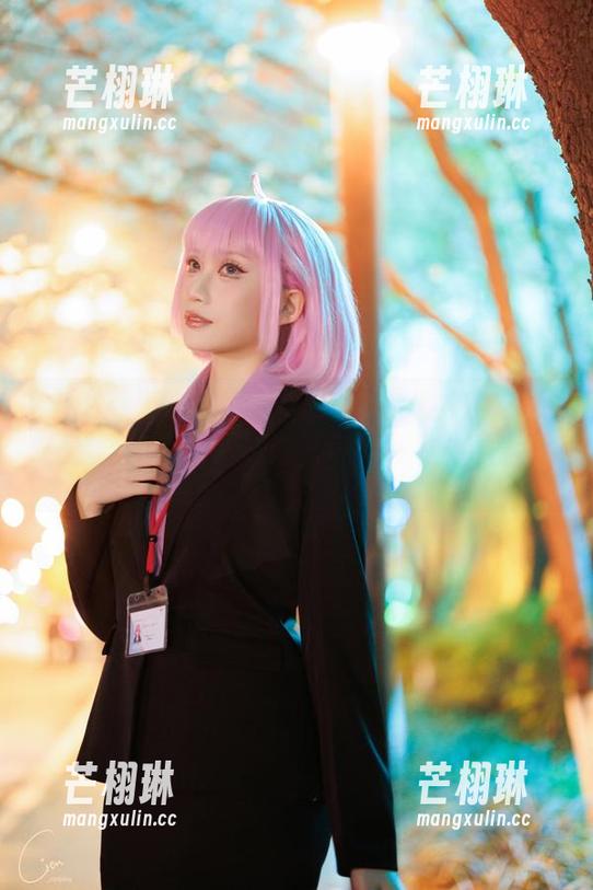 Cien恩恩的黑贞兔女郎合集：这波兔耳朵，我觉得我也想试试，可惜没有你的身材。