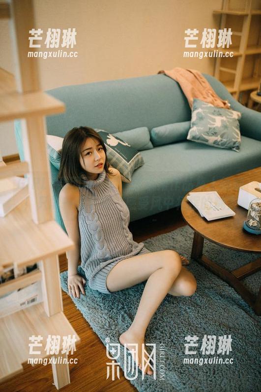 GIRLT果团网-龚玥菲 GIRLT果团网 - 龚玥菲短裙作品集上线啦!只需一键下载,感受风中裙摆的魅力