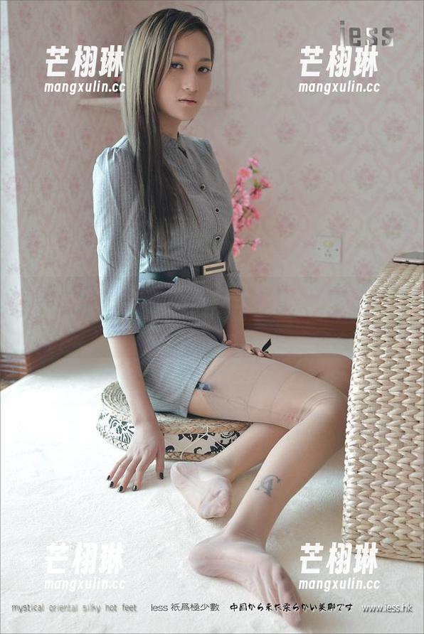 IESS异思趣向 - 没有圣光的诗琪泳装套图，涌动着另一种热情