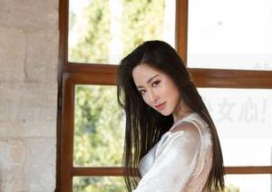 MiStar魅妍社 – 大白兔emma的黑色图包精选：暗黑风也有少女心！