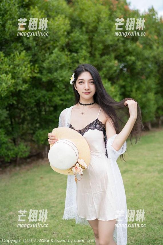 MiStar魅妍社 - 小乔Joyi内衣写真集：那些内衣背后的故事，有点小尴尬！