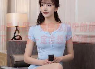 Xiuren秀人网 – 秘密私拍中的模特悦悦：下一秒你一定会想要的惊喜！