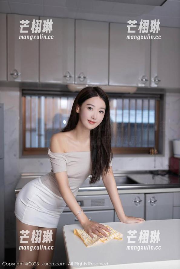 Xiuren秀人网 - 油亮的秘密，随欧阳若依一起潜入写真分享的世界！
