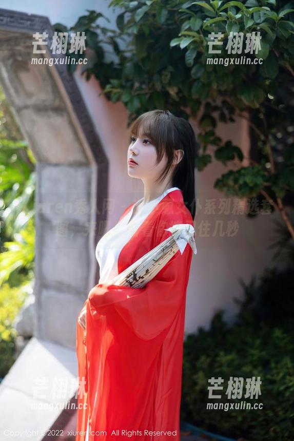 Xiuren秀人网 - 谢小蒽女仆系列精选套图，来吧，看看你能忍住几秒