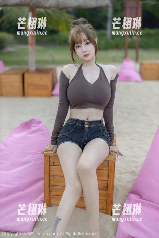 Xiuren秀人网-金小依 Xiuren秀人网 - 看!金小依的美脚在线,原图直接让你流口水!