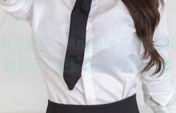 YouMi尤蜜荟 – Angela小热巴的瑜伽最新显示：光影里的诱惑与平静