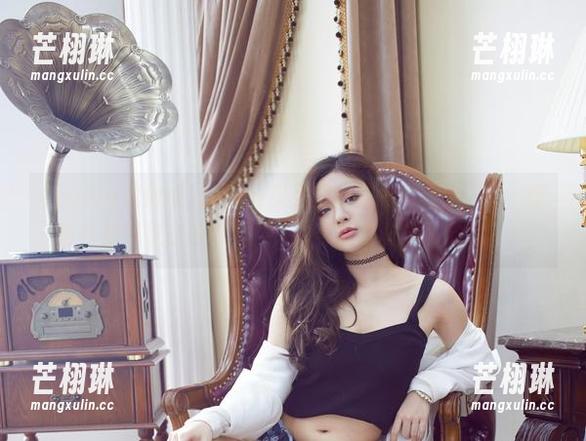 YouWu尤物馆 - baby贝贝的户外写真合集：每一张照片都像是在告诉我‘你也可以这样放飞自我’！