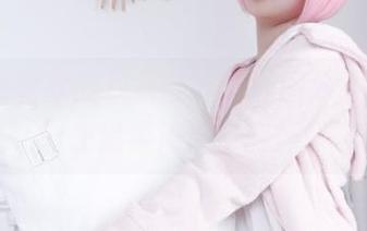eloise软软的双拼丝袜，原图分享：让我们在温柔浪潮中徜徉！
