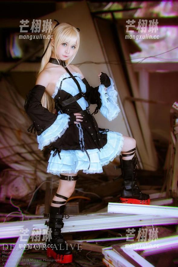 rinka冲田凛花写真更新，一起感受双人CK的魔力！有人说，两个好看不怕烦？
