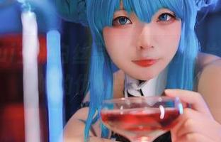 yuuhui玉汇白丝写真：高清图片，透视她的优雅与神秘！