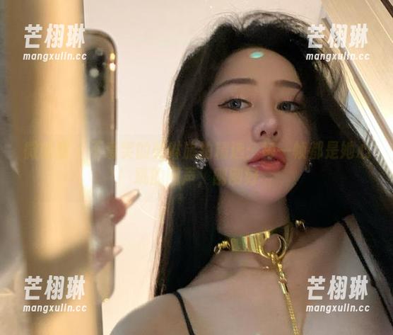 不爱笑的赛琳 微密圈 - 不爱笑的赛琳旅拍精选:每一帧都是她心跳的回声,刚刚好