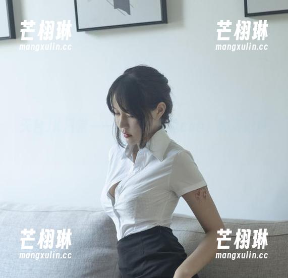天台JK日常——今汐的精选cos，翻开新世界的窗！