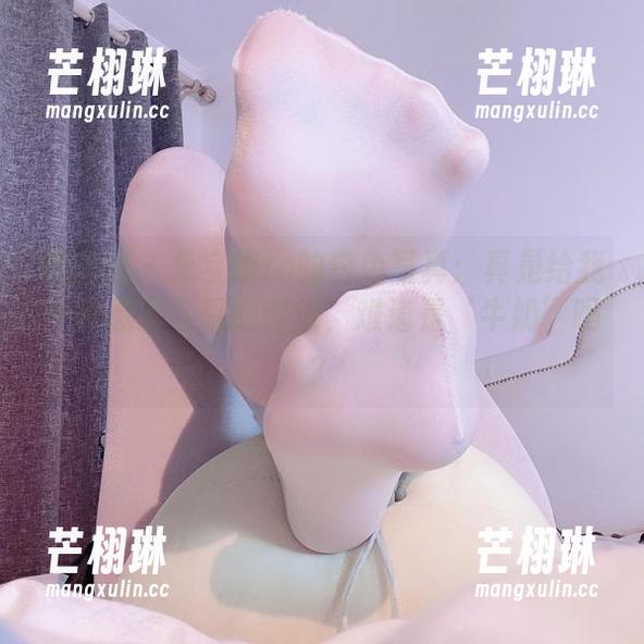 微密圈 - 兔宝妮to的白色写真：真是给我一种想要下厨的错觉，难道是‘牛奶’吗？