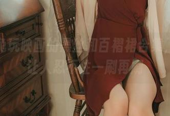 看！兔玩映画的黑丝和百褶裙合集，简直让人忍不住一刷再刷