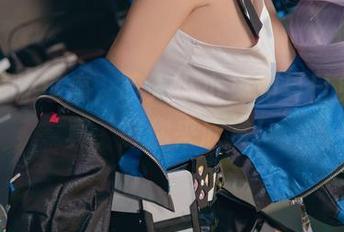 包你大呼过瘾，咬人小小兔的夏日免费写真，等你来欣赏！