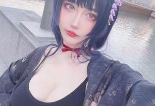 啾小妍的教室写真，分享那些不起眼的小细节，真是好看到窒息！