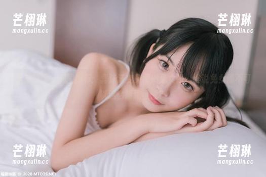 喵糖映画 - 美图推荐：蠢沫沫变身雷姆兔女郎，谁说兔女郎不可以这么清纯可爱？