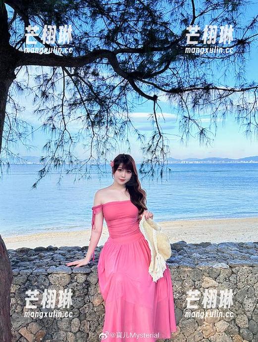 简约又直击心灵：宝儿mysterial最新黑白作品集，难道这就是纯粹？