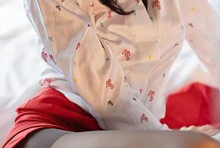 尤蜜荟 – 土肥圆矮挫穷厨娘图包新鲜出炉，看她如何在锅里翻滚出一片风景！