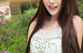推女神 – 跟随Abby王乔恩的短裙：最新的写真集，谁说风不可以调皮？
