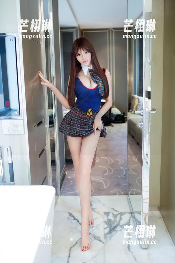 推女郎 - 最新！Rita透明系列分享：当你试图表现得不在意，但内心却波涛汹涌的瞬间。