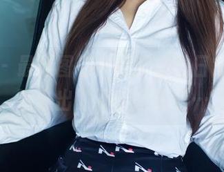 推女郎 – 最新图包！何奕恋的日常，光影渲染出的不经意温暖…