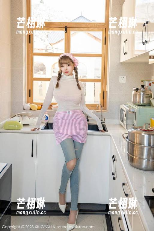 星颜社 - 美图大赏：心妍小公主的网袜写真带你走进梦中