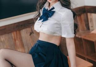 杏仁曲奇的cos合集：吉他妹妹2.0，给你意想不到的暧昧瞬间！