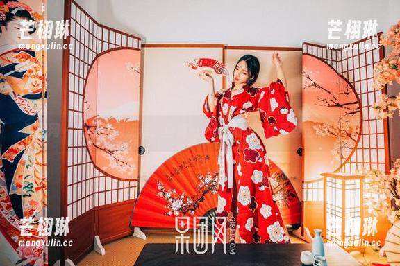 果团网 - 黑丝、周妍希、全集——这组图简直是视觉的逆天享受