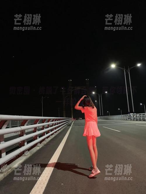 微密圈 - 桃脱了牛仔裤合集：带你领略不一样的视角