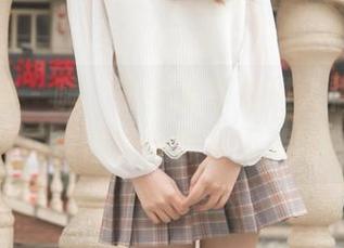 梦丝女神 – 嗨，王娇娇带你进入棉袜世界！写真图册让你目不转睛！