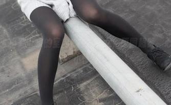 森萝财团 – 小香带来的室内K白丝少女，原图超赞，心里竟有点小悸动