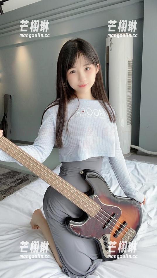 从樱井宁宁的内衣图库里，感受不一样的下载体验！
