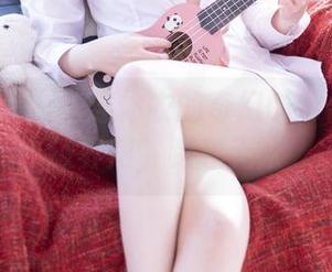 白露Bululu与连体衣的奇幻Cos合集：打破界限，跨越无限