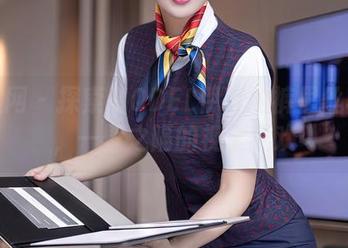 秀人网 – 探索MODEL伊若的裤里丝写真，一壁之隔的视觉狂欢