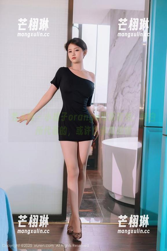 秀人网 - 小橘子orange写真首秀：纯白所代表的，或许比你我都懂