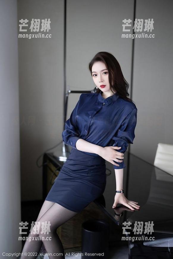 秀人网 - 王俪丁呀，裸足也是在线美图的专家，快来看看吧！