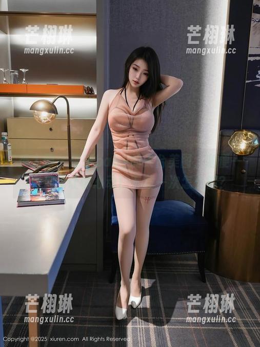 秀人网 - 瑶瑶baby的天台美图，随便一张都能让你心动！下载一次怎么够？