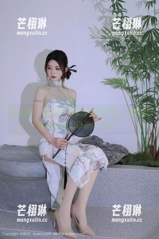秀人网 - 略带油亮感的美图壁纸，陆萱雅究竟给我们带来了什么？