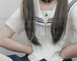 紧急企划 – 别想太多，奶昔与比基尼的高清写真集：撩人又清新