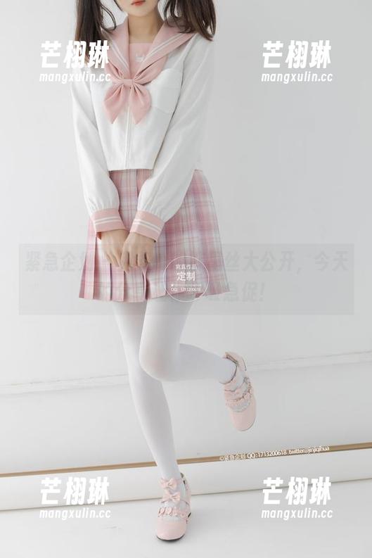 紧急企划 - 见希w的裤里丝大公开，今天的分享让你呼吸急促！