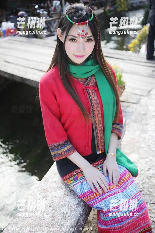 美媛馆 - 你绝不能错过的南湘baby镂空原图！这感觉简直要窒息！