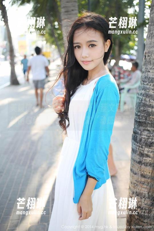 美媛馆-蔡文钰Abby 美媛馆 - 运动不止是流汗,蔡文钰Abby的图包让我懂了什么叫做‘动感优雅’!