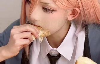 图册：禁闭者嘟嘟的腥味猫罐，满是光影与梦境