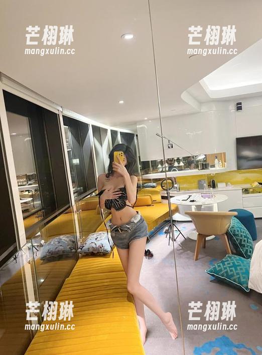 微密圈 - 葛征的毛衣美图合集：我在毛衣与阳光间的柔软瞬间