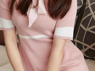 蜜桃社 – 佩琦Pinky毛衣在线不当回事，作品轻松引人入胜！
